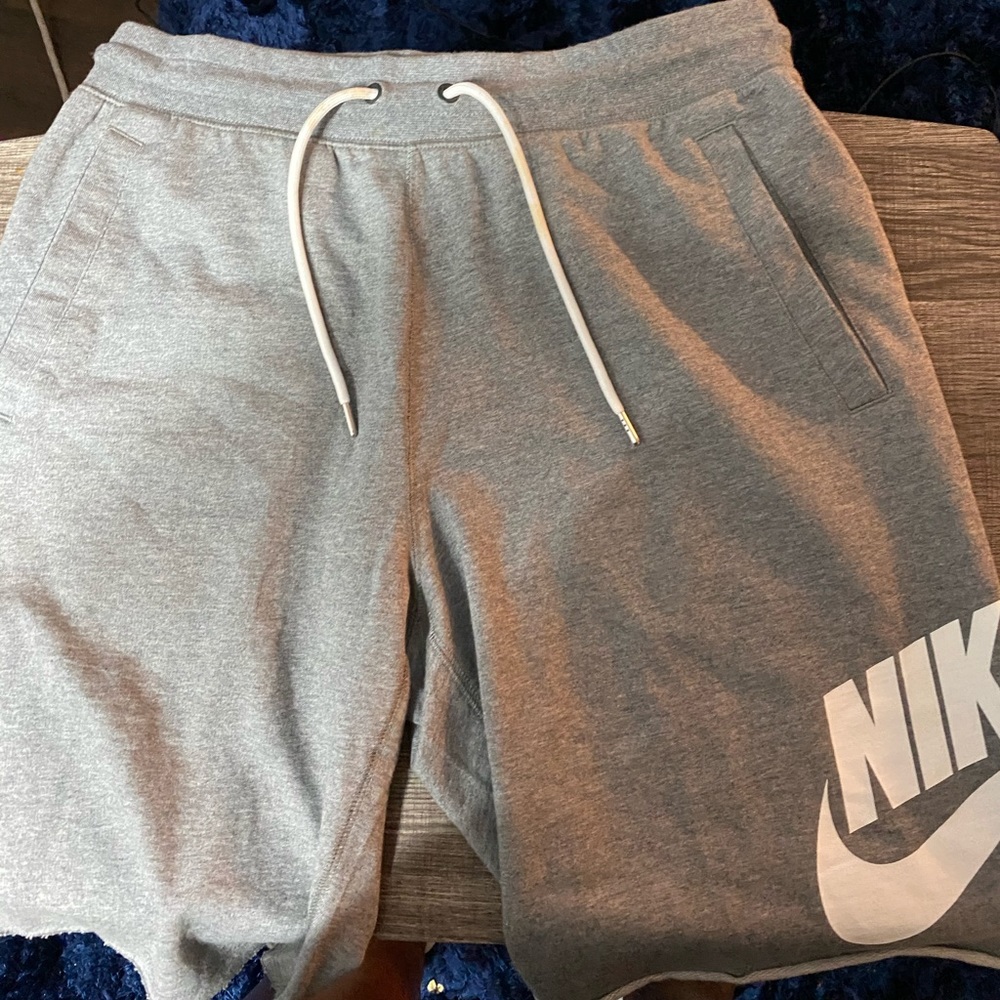 Nike men’s shorts
